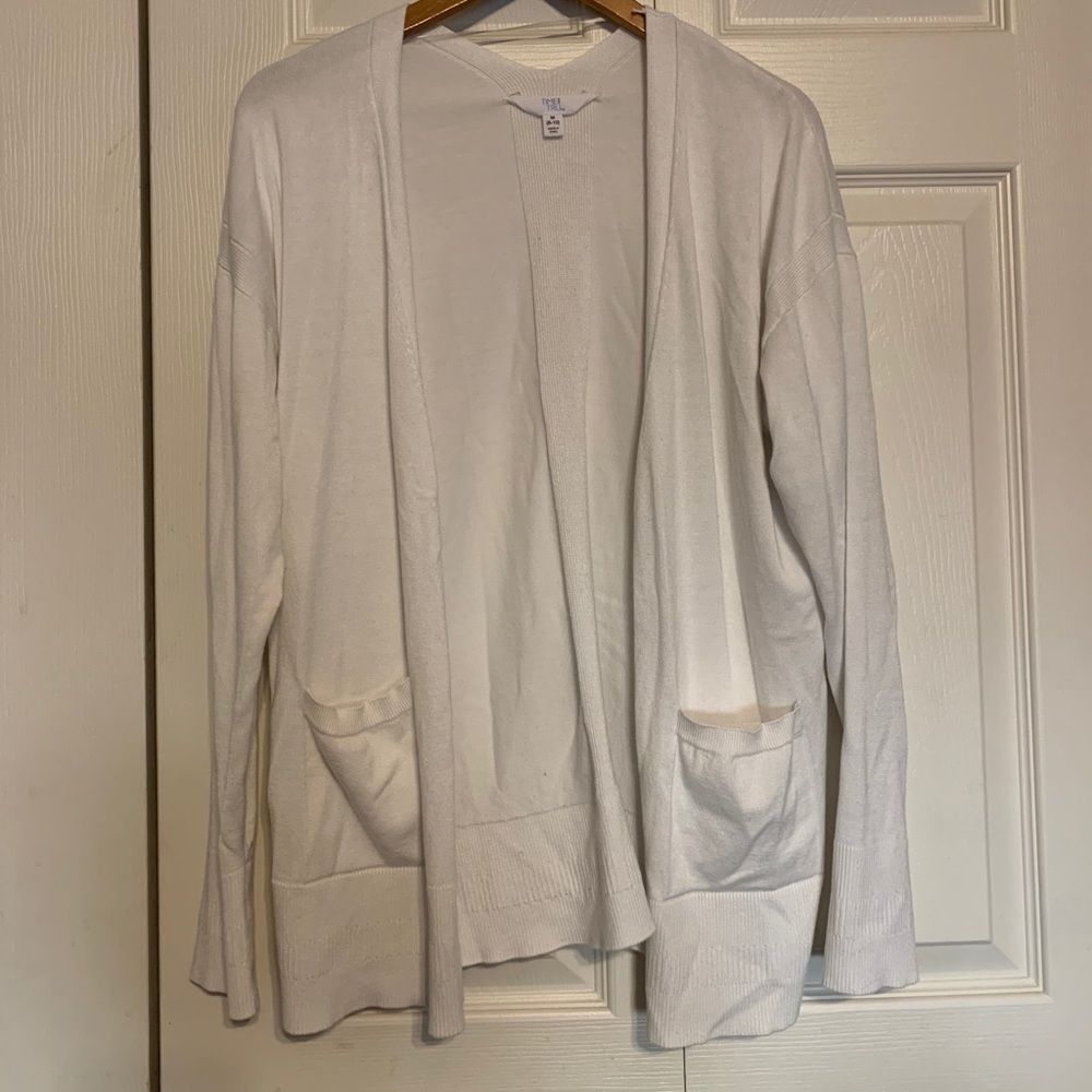 Cardigan - Picture 2 of 4